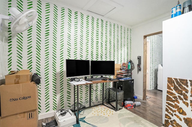 office area with washer / clothes dryer and hardwood / wood-style floors