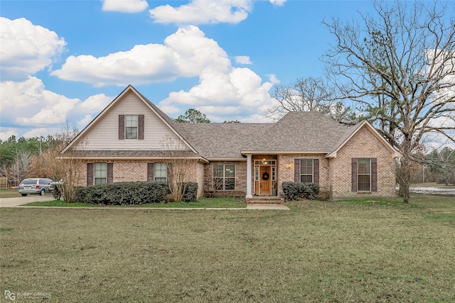 view of front of home with a front yard