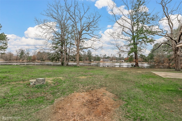 view of yard with a water view