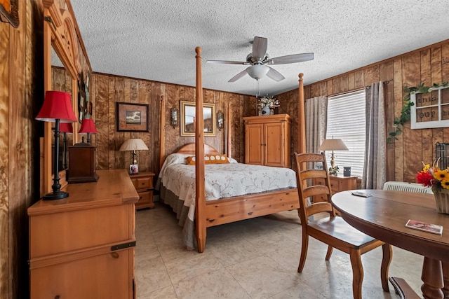 bedroom featuring a textured ceiling