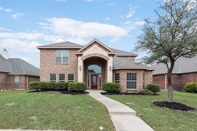 view of front of house featuring a front yard