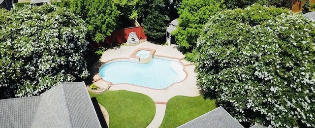 7405 Sugarbush Dr, Garland, TX 75044 - view of pool with a pool with connected hot tub and a patio