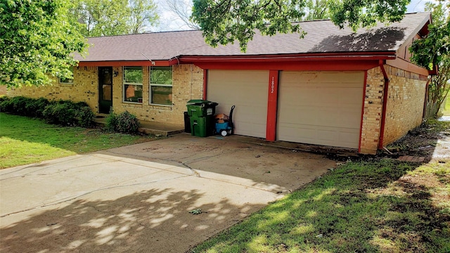 1802 SE 26th Ave, Mineral Wells, TX 76067 - view of garage