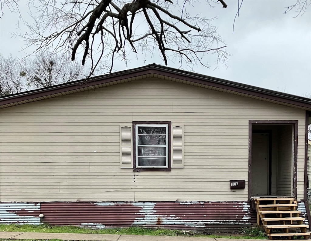 view of side of property