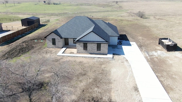 drone / aerial view featuring a rural view