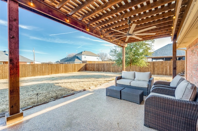 view of patio / terrace featuring an outdoor hangout area and ceiling fan