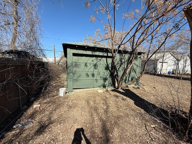 8112 Melrose St E, White Settlement, TX 76108 - view of garage