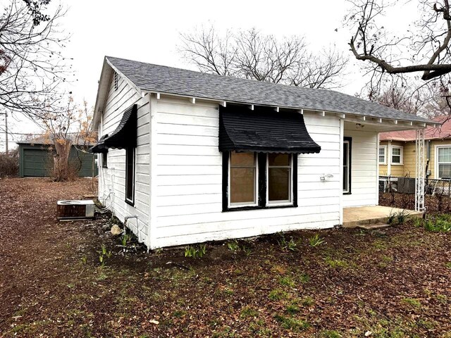 8112 Melrose St E, White Settlement, TX 76108 - rear view of house