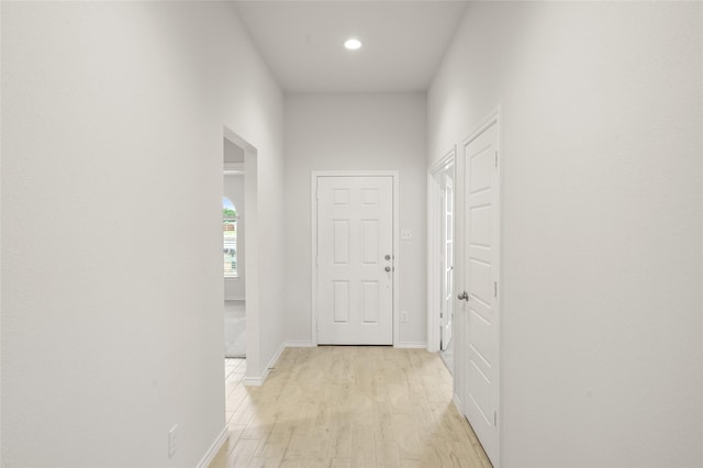 400 Basalt Dr, Azle, TX 76020 - corridor featuring light wood-type flooring, baseboards, and recessed lighting