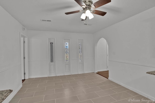 10553 White Oak Dr, Keithville, LA 71047 - empty room with ceiling fan