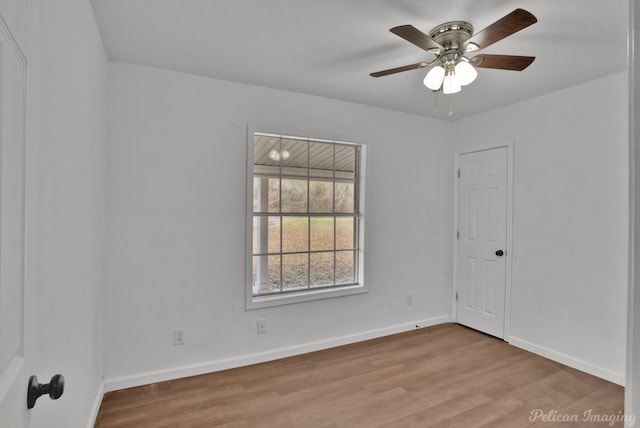 10553 White Oak Dr, Keithville, LA 71047 - empty room featuring light hardwood / wood-style floors and ceiling fan