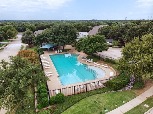 view of swimming pool featuring a patio