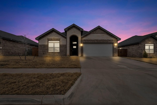 view of front facade with a garage