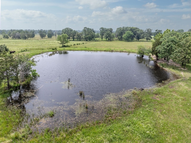 water view featuring a rural view