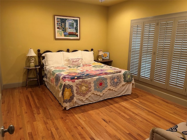 1434 Lakeside Trl, Whitney, TX 76692 - bedroom with light wood-type flooring