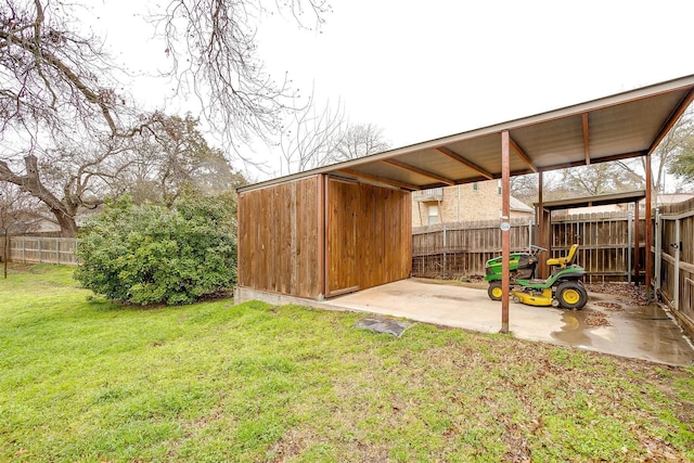 view of yard with a patio area