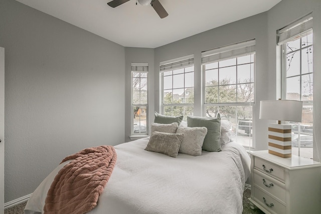 bedroom with ceiling fan