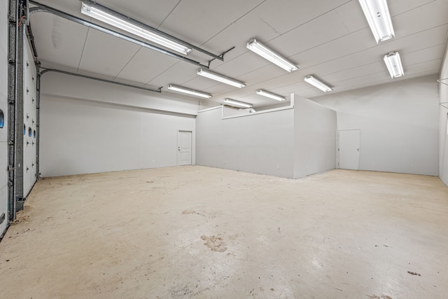 162 Eastledge Dr, Graham, TX 76450 - view of garage