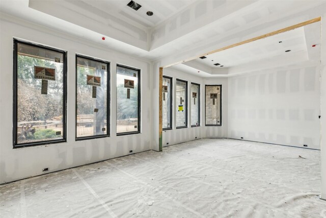 871 Beechwood Ln, Fairview, TX 75069 - empty room with a tray ceiling