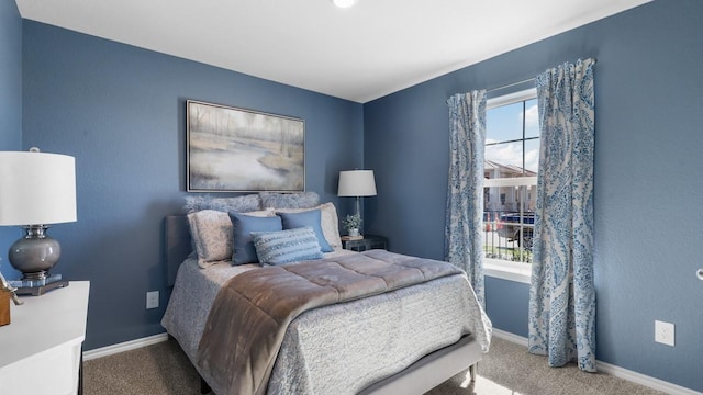 bedroom featuring carpet floors