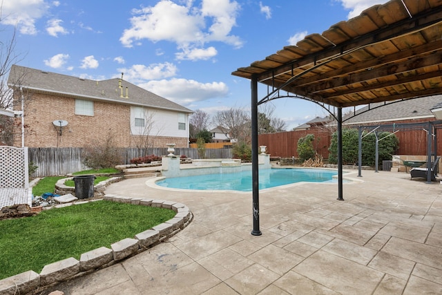 view of pool featuring a patio and a jacuzzi