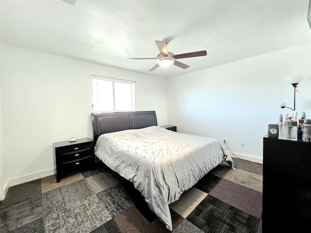 bedroom with ceiling fan