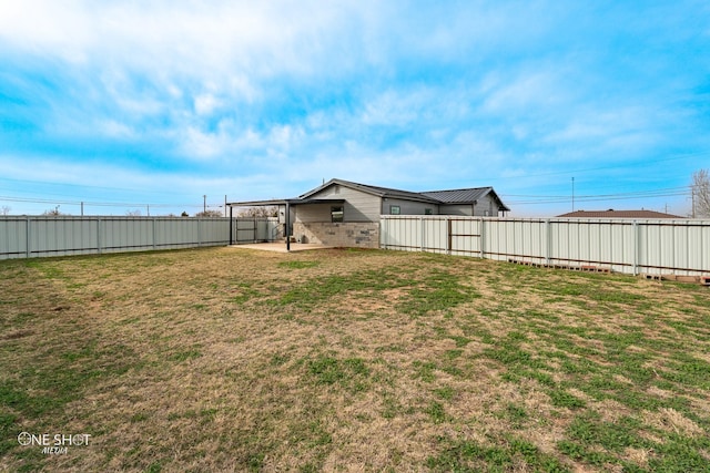 view of yard with a patio area