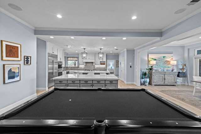 4800 Lusk Ln, Flower Mound, TX 75028 - rec room featuring crown molding, baseboards, light wood-style flooring, recessed lighting, and billiards table