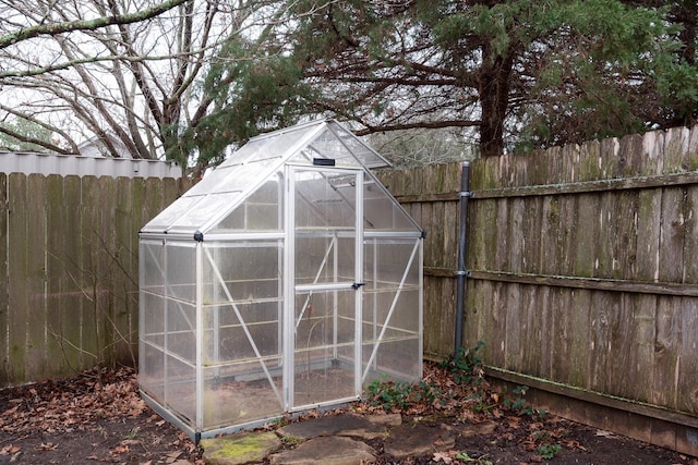 view of outbuilding