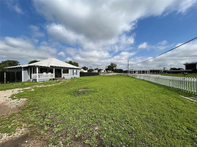 1321 Hall St, Lancaster, TX 75134 - view of yard