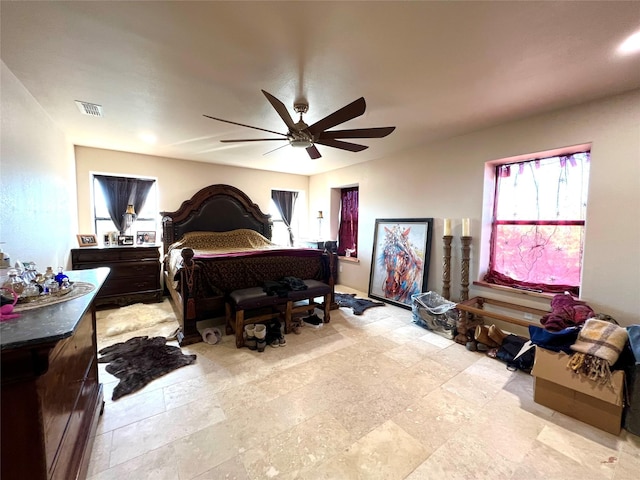 bedroom with ceiling fan