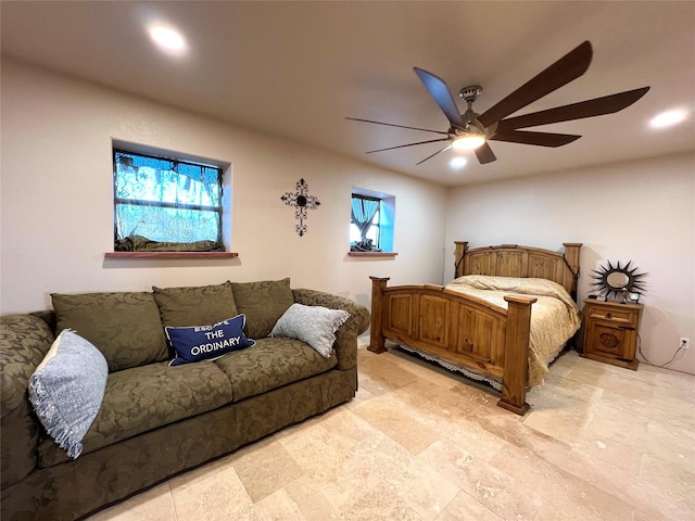 bedroom with ceiling fan