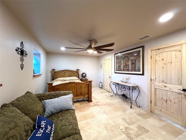 bedroom with ceiling fan