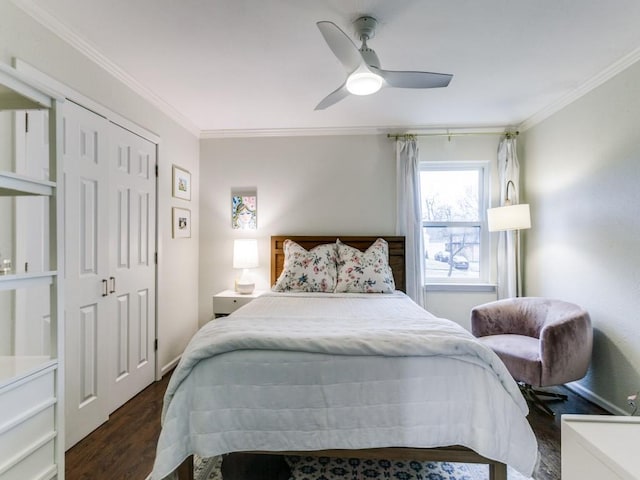 7010 San Mateo Blvd, Dallas, TX 75223 - bedroom featuring crown molding, dark wood-style flooring, and ceiling fan