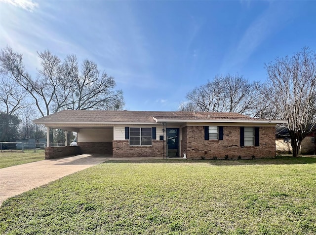 single story home featuring a carport and a front lawn