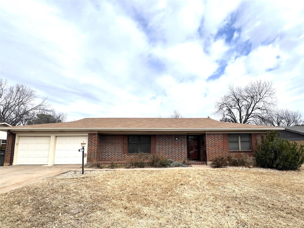 ranch-style house with a garage