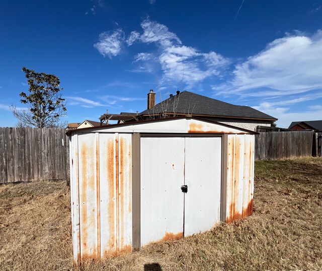 813 El Campo Dr, Rio Vista, TX 76093 - view of outbuilding