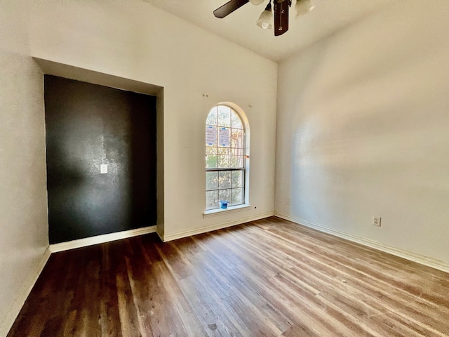 813 El Campo Dr, Rio Vista, TX 76093 - unfurnished room with wood-type flooring and ceiling fan