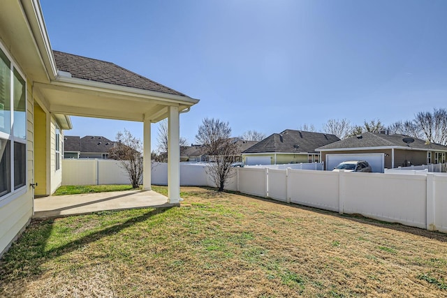 view of yard featuring a patio