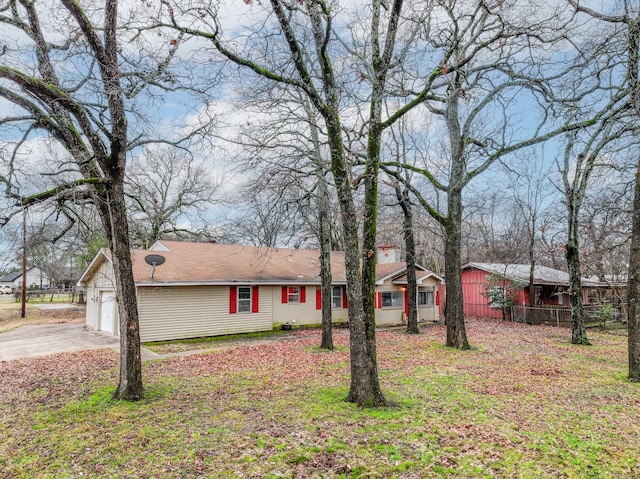 view of front of house with a garage