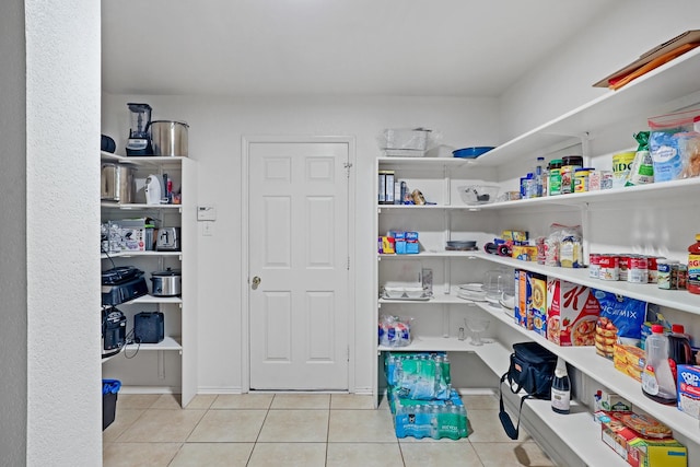 2312 Bantry Ln, Arlington, TX 76002 - view of pantry