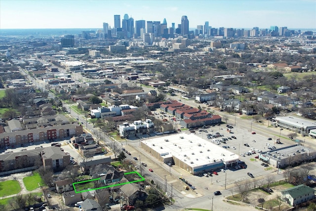 bird's eye view with a view of city