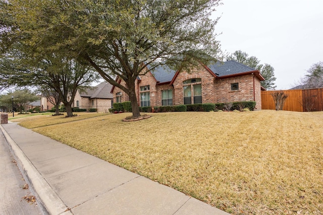 view of front of house with a front yard