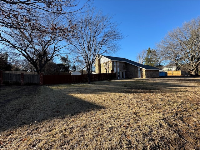 12009 Saddlehorn Ln, Mansfield, TX 76063 - view of yard