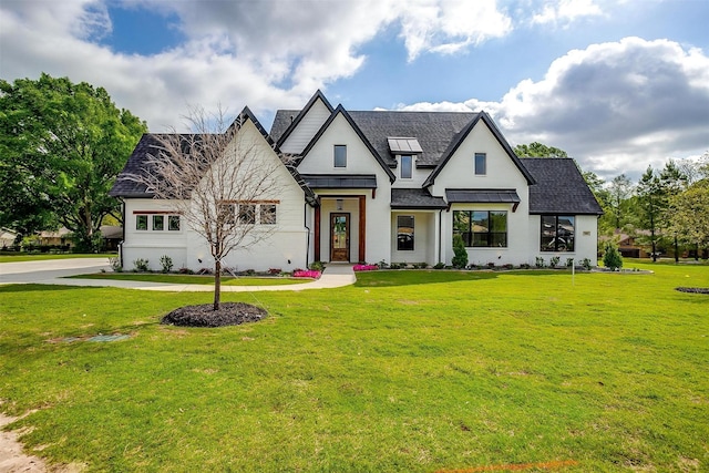 2000 Cumberland Cir, Corsicana, TX 75110 - modern farmhouse style home with a shingled roof and a front lawn