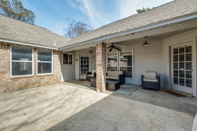 view of patio with an outdoor hangout area and ceiling fan