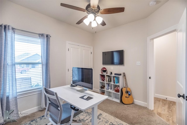 office featuring ceiling fan