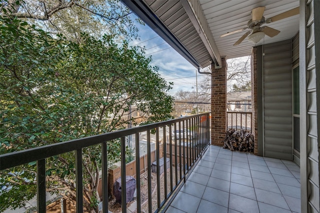 balcony with ceiling fan