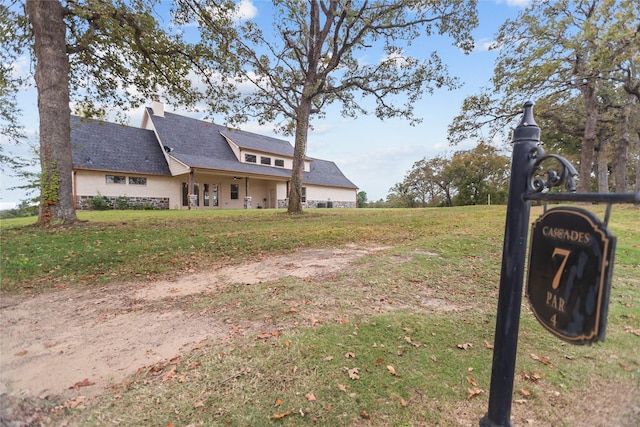 exterior space featuring a yard