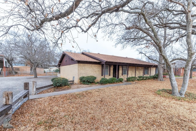 view of front of property